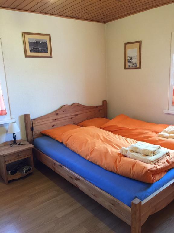 Bed&Breakfast Le Central Grône Chambre photo