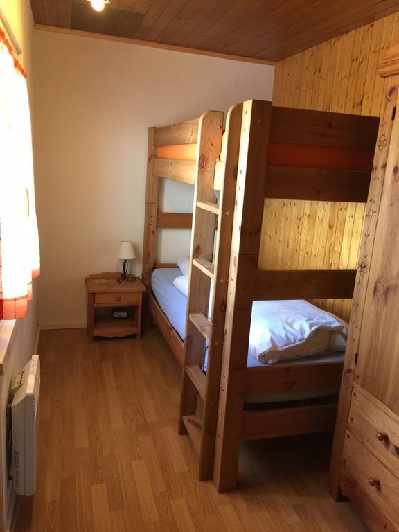 Bed&Breakfast Le Central Grône Chambre photo